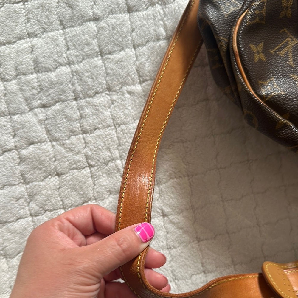Louis Vuitton Brown Tan Monogram Messenger Bag - Picture 8 of 16